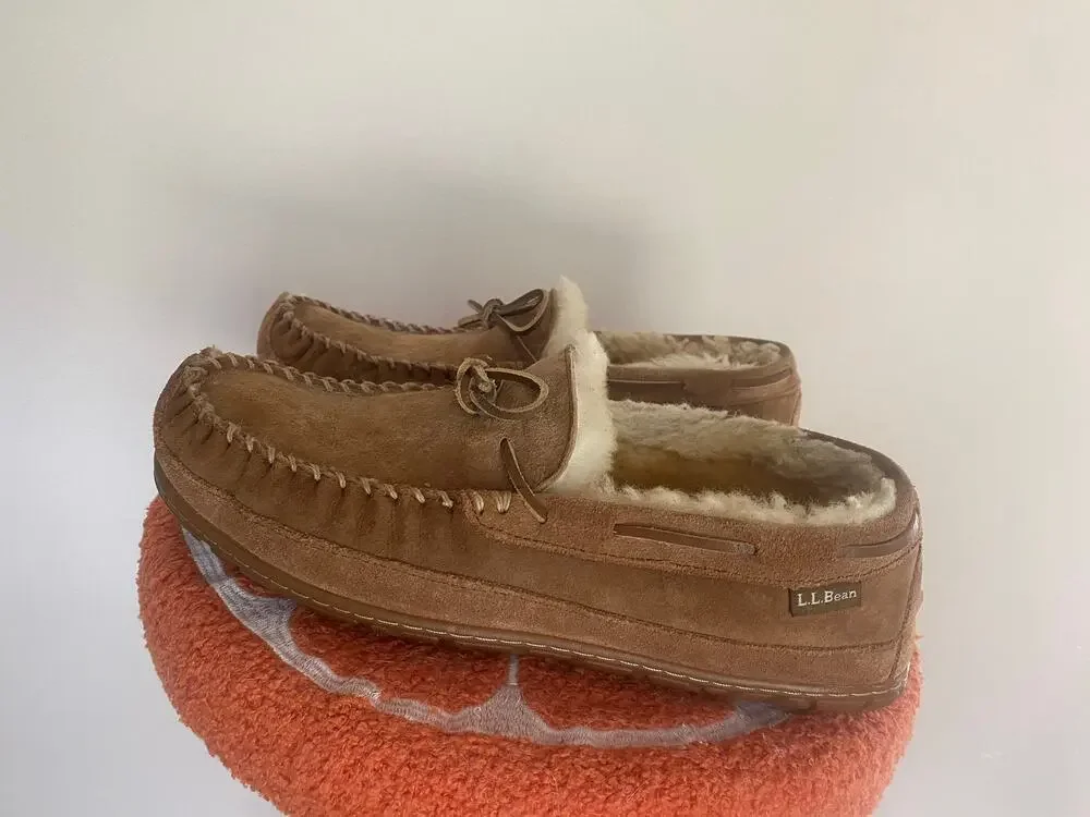LL Bean Wicked Good Moccasins Mens Suede/ Dyed Lambs Fur Slippers Tan 11 Wide